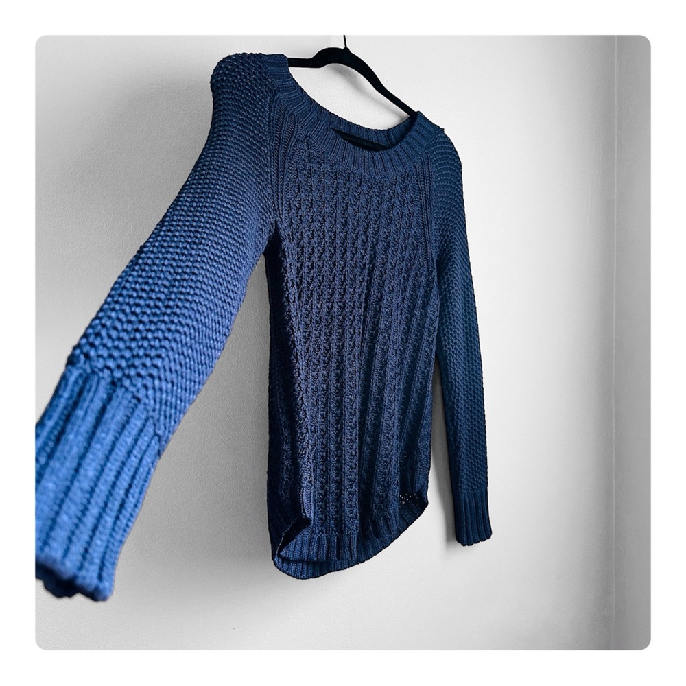 ★ NWT Calvin Klein Jeans Women's Core Texture Mixed Crew Sweater - Navy Blue ★ - Picture 8 of 17